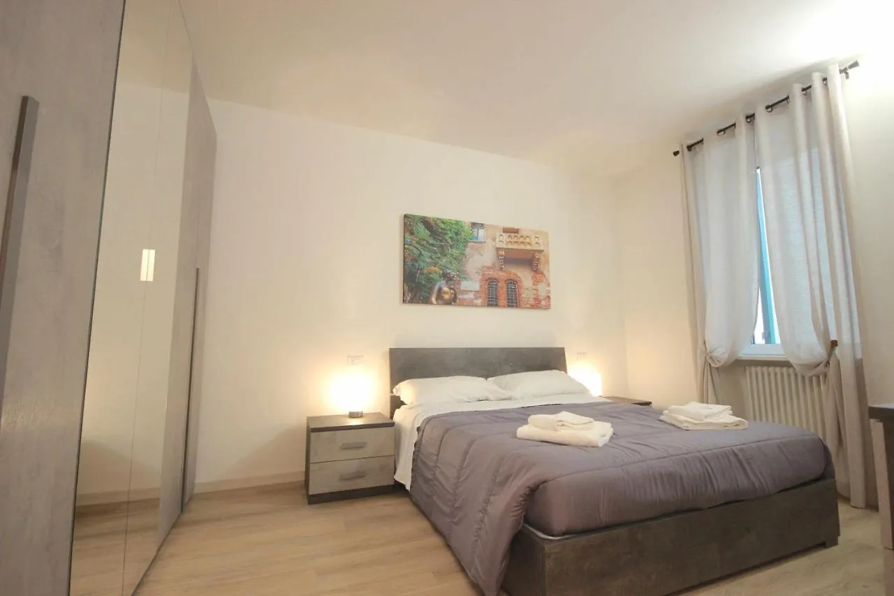 Case Vr Holiday - Canter House Verona Lägenhet