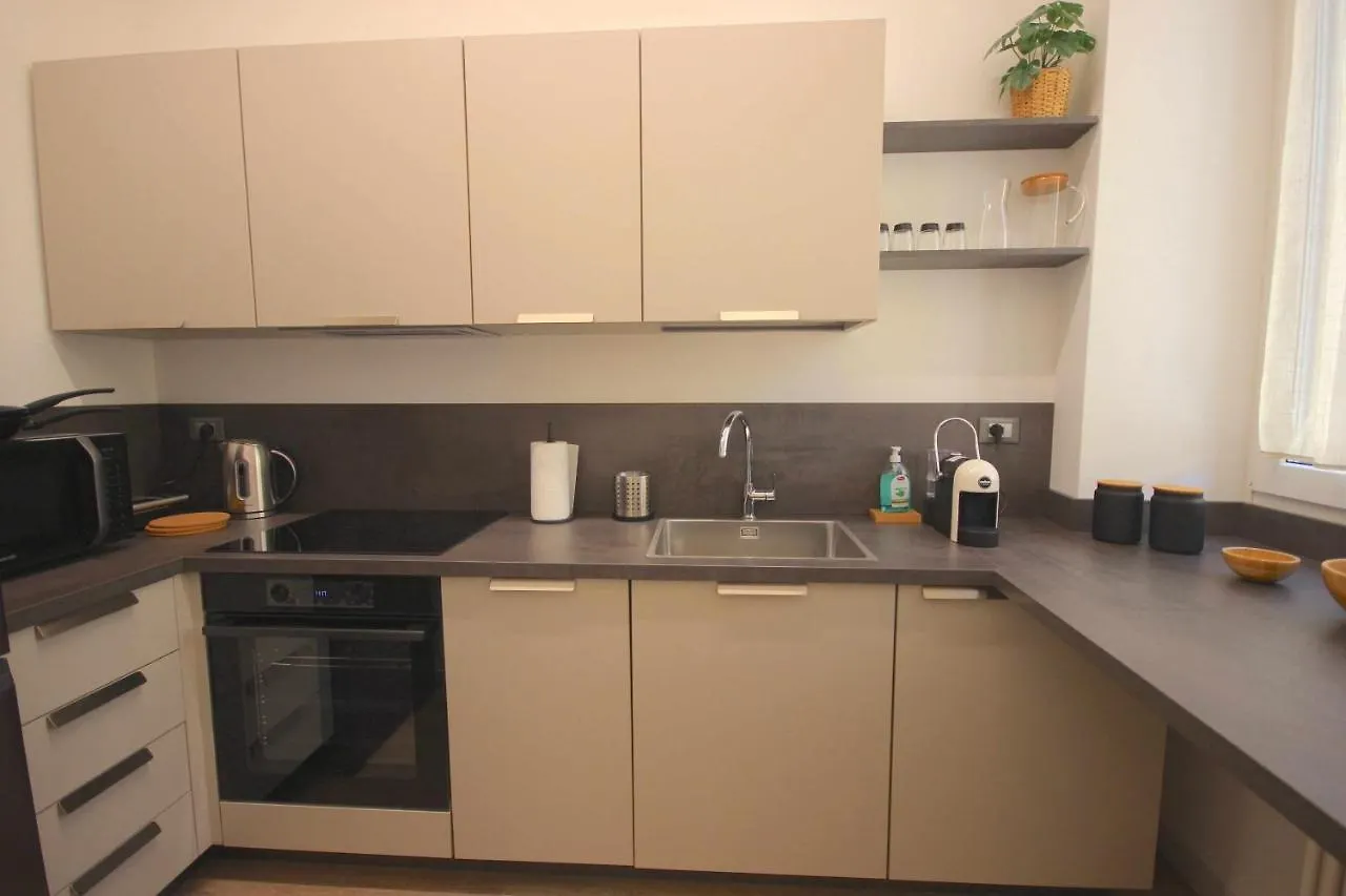 Case Vr Holiday Canter House Verona Apartment